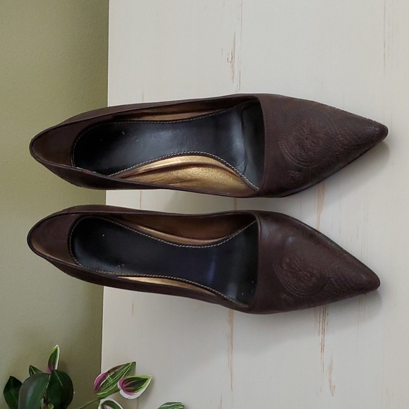 Prada | Vintage Brown Leather Embroidered Pumps Sz 37 - Picture 2 of 9